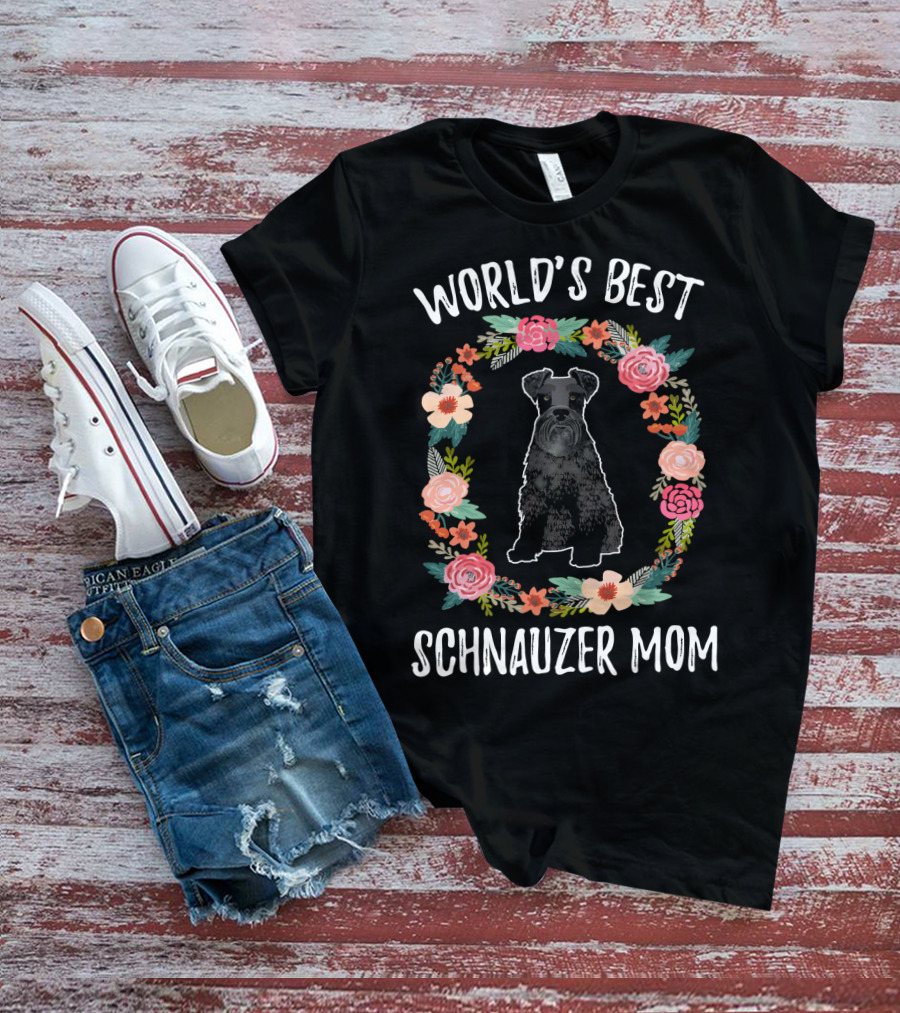 World's Best Schnauzer Mom Black Schnauzer Floral Wreath T-Shirt