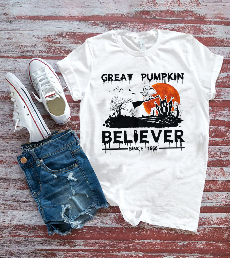 Great Pumpkin Believer Since 1966 Snoopy Flying On Broomstick Halloween Scene T-Shirt