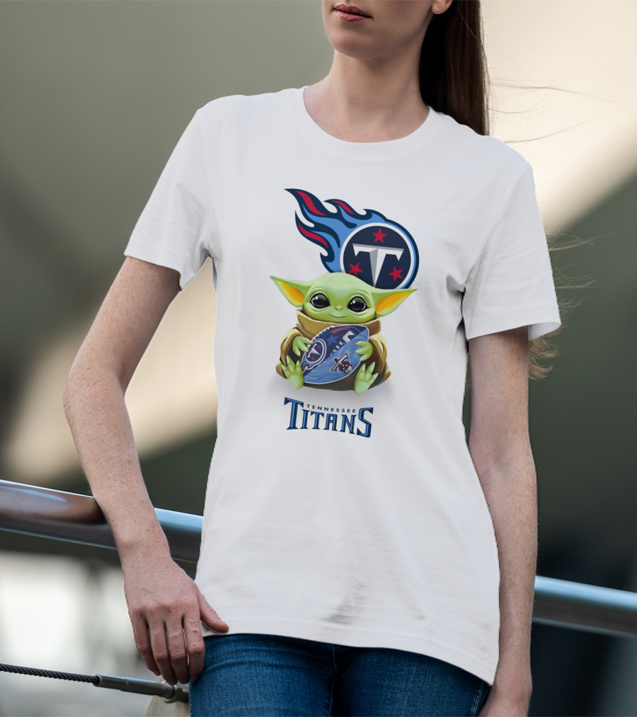 Baby Yoda Hug Tennessee Titans Football Fan Gear T-Shirt