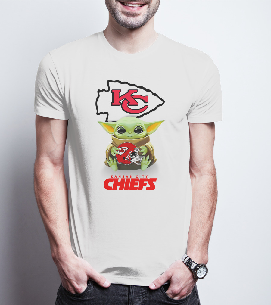 Star Wars Baby Yoda Kansas City Chiefs Helmet Hug T-Shirt