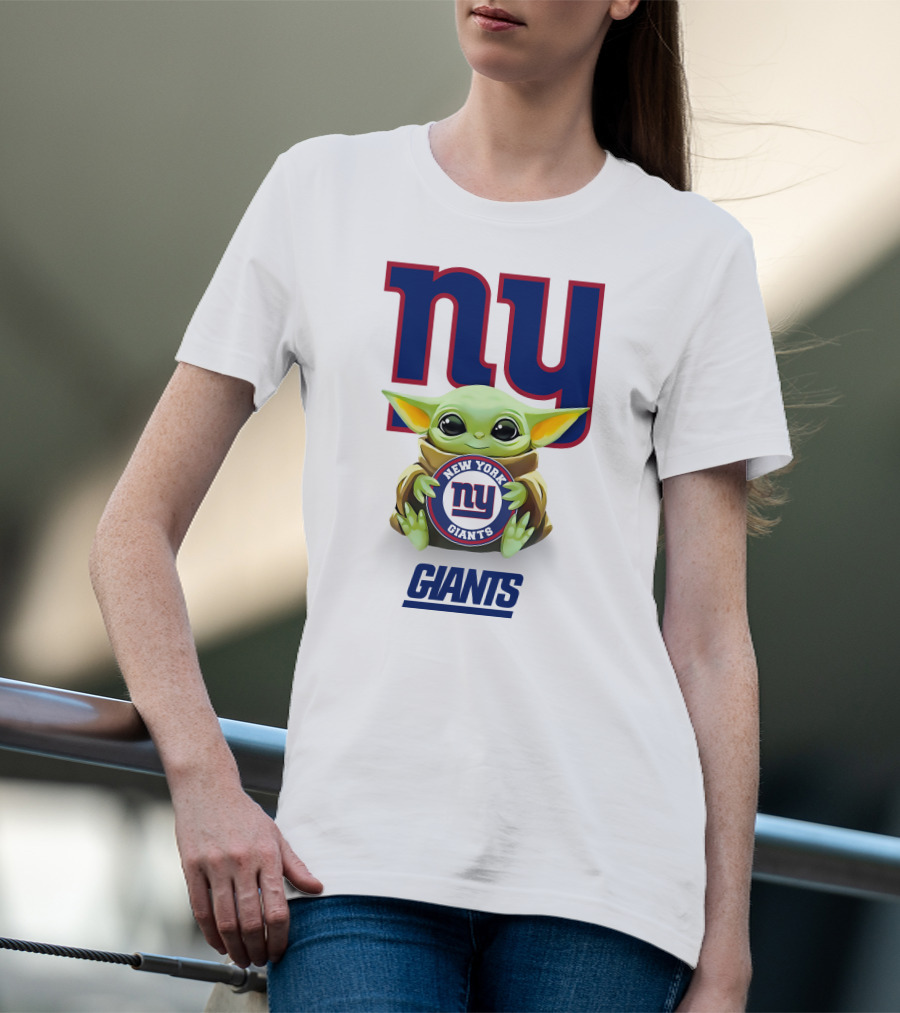 Star Wars Baby Yoda New York Giants Nfl Mandalorian Crossover Fan Gear T-Shirt