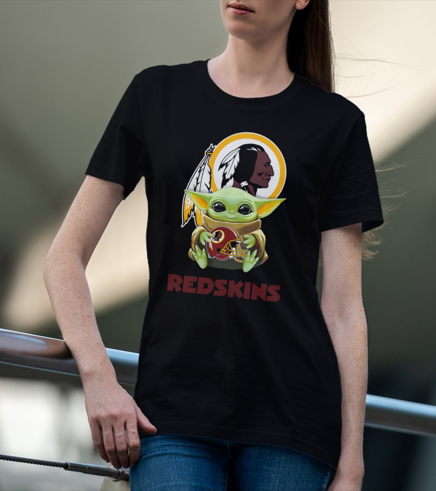 Grogu Hug Redskins Helmet Black T-Shirt