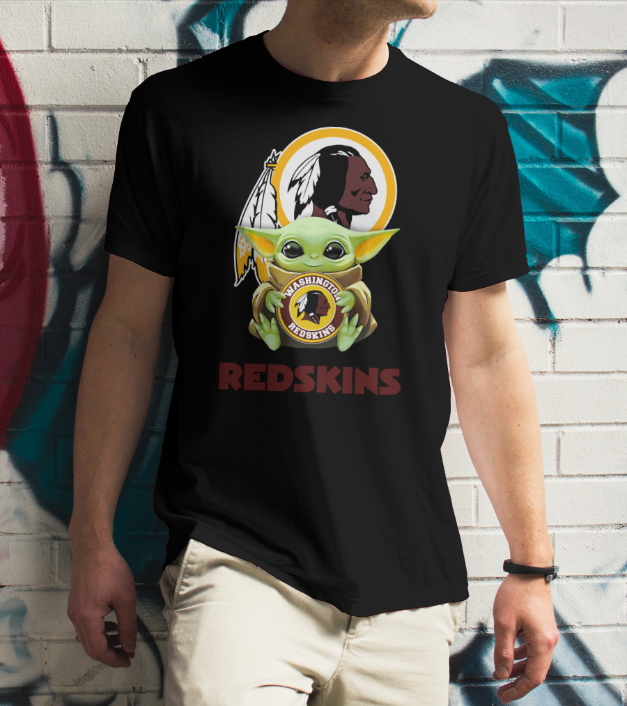 Washington Redskins Grogu Hug Iconic Star Wars Mandalorian Crossover Black T-Shirt