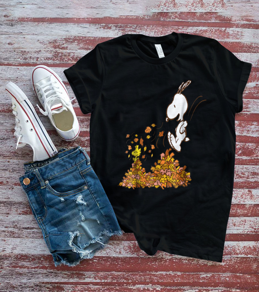 Funny Snoopy Jumping Into Leaves Peanuts Charlie Brown T-Shirt