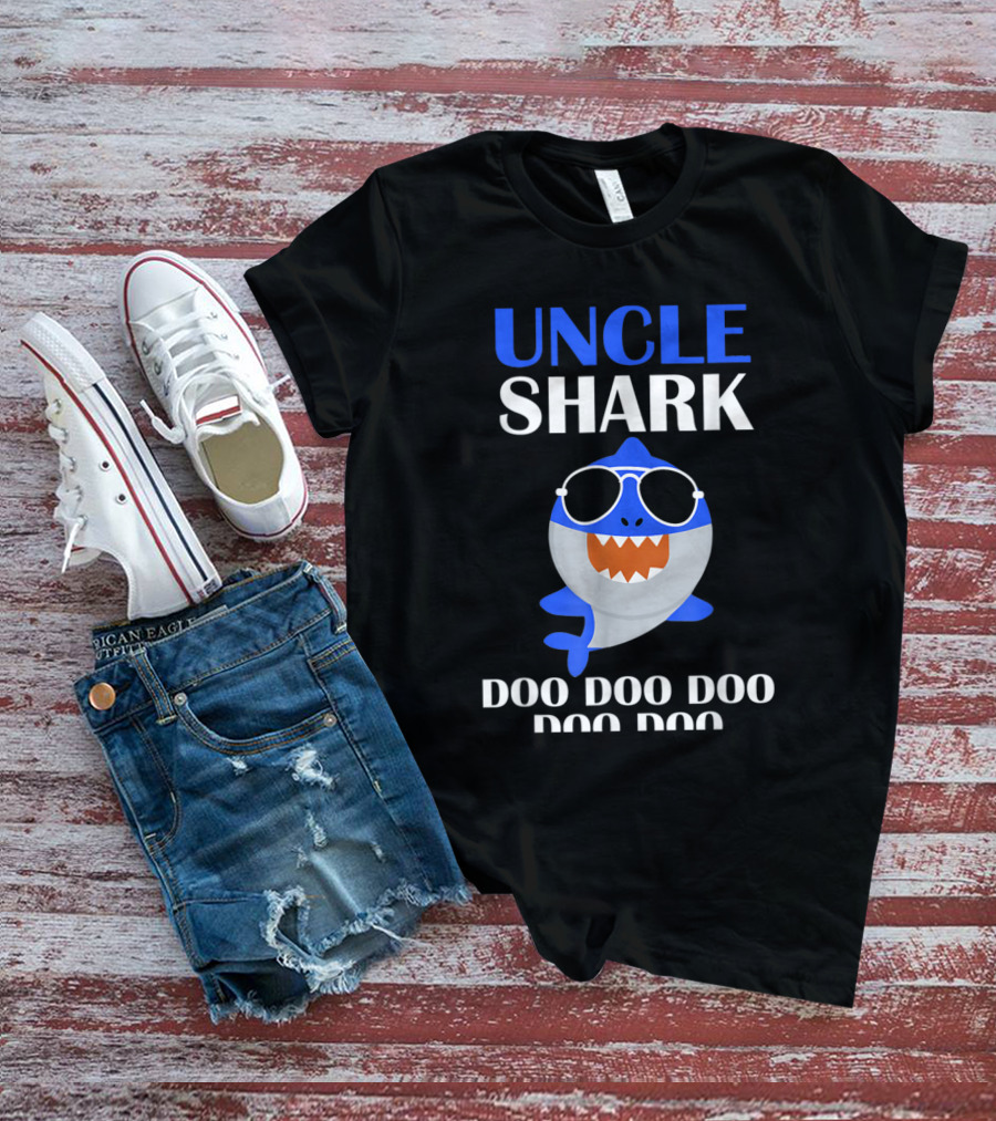 UNCLE SHARK DOO DOO DOO SHARK WITH SUNGLASSES T-Shirt