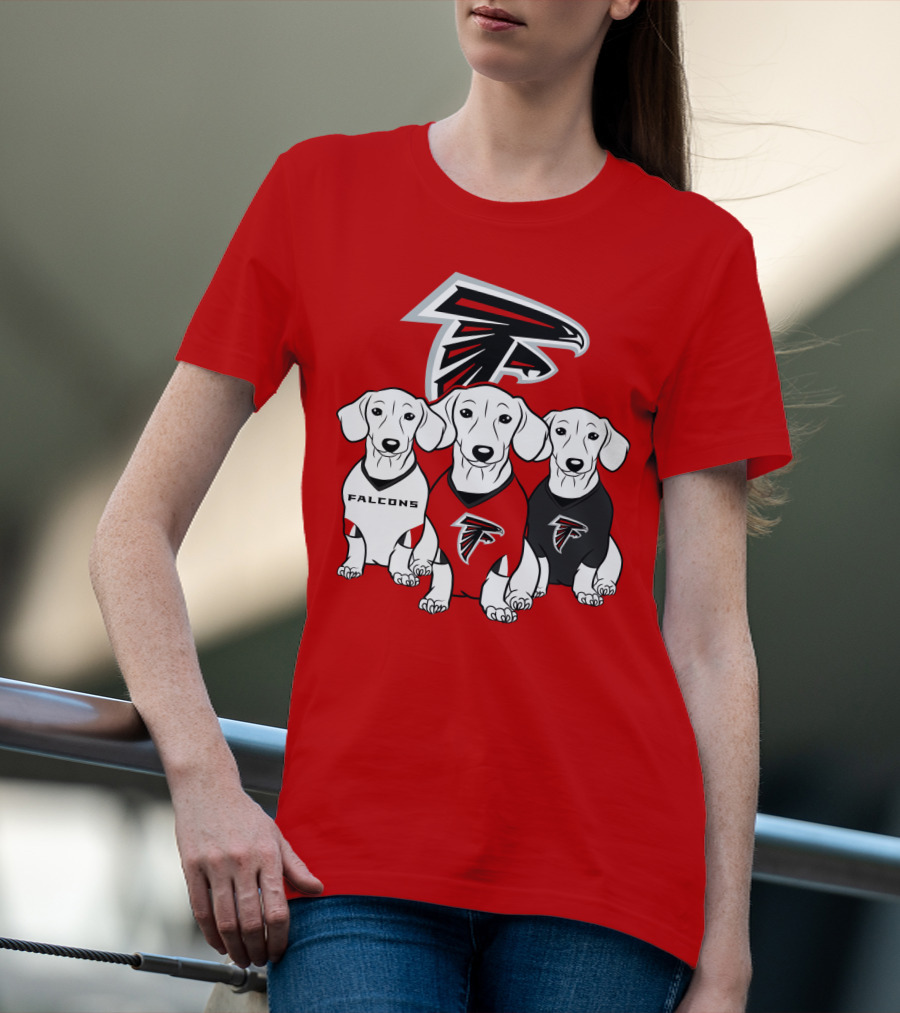 Atlanta Falcons With Dachshund  T-Shirt