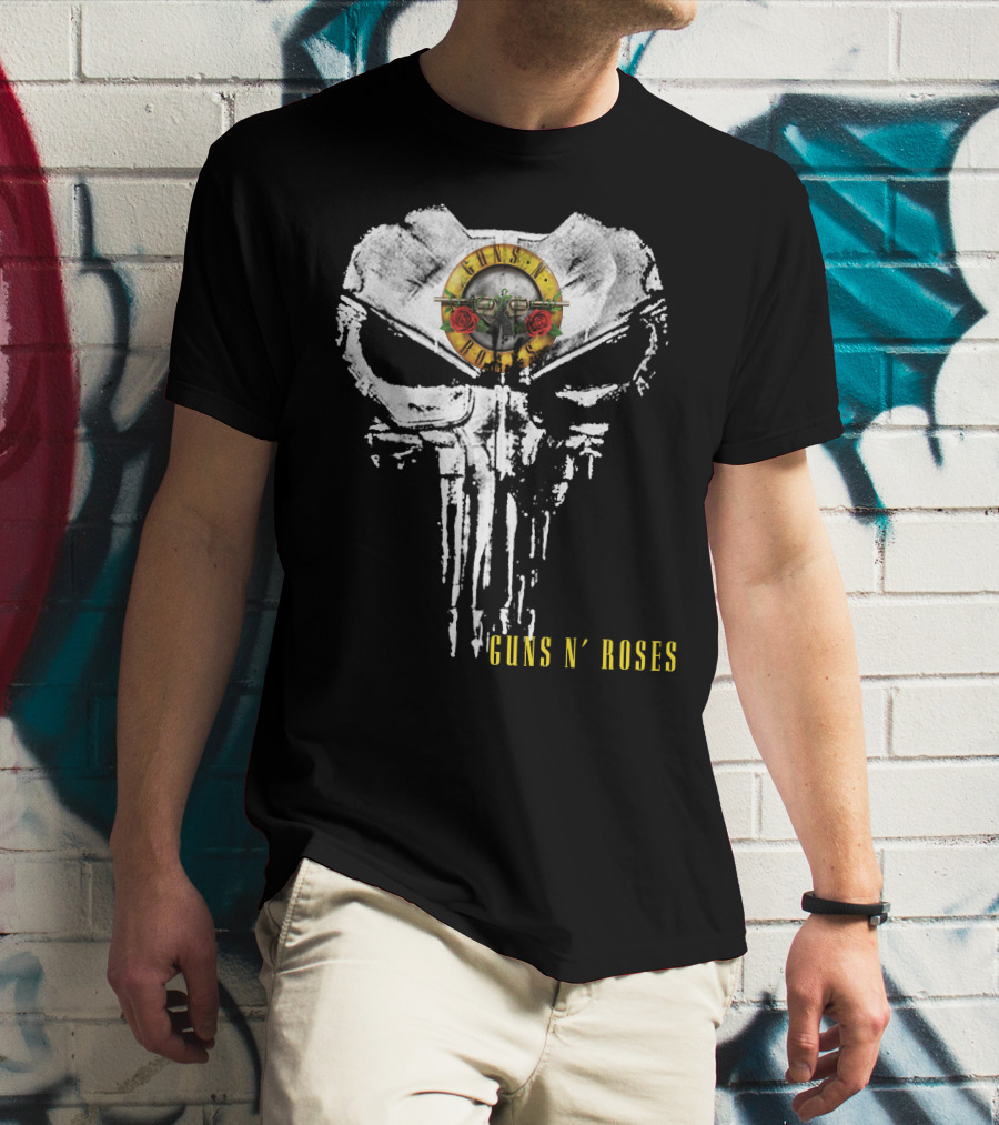 Guns N' Roses Punisher Skull Icon With Revolvers And Red Roses T-Shirt