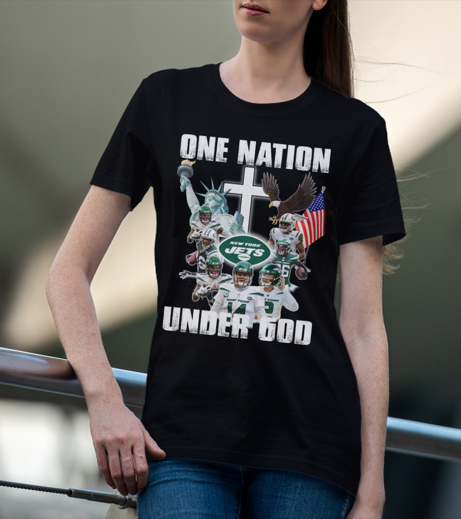 New York Jets One Nation Under God Statue Of Liberty Eagle Flag Football Players T-Shirt
