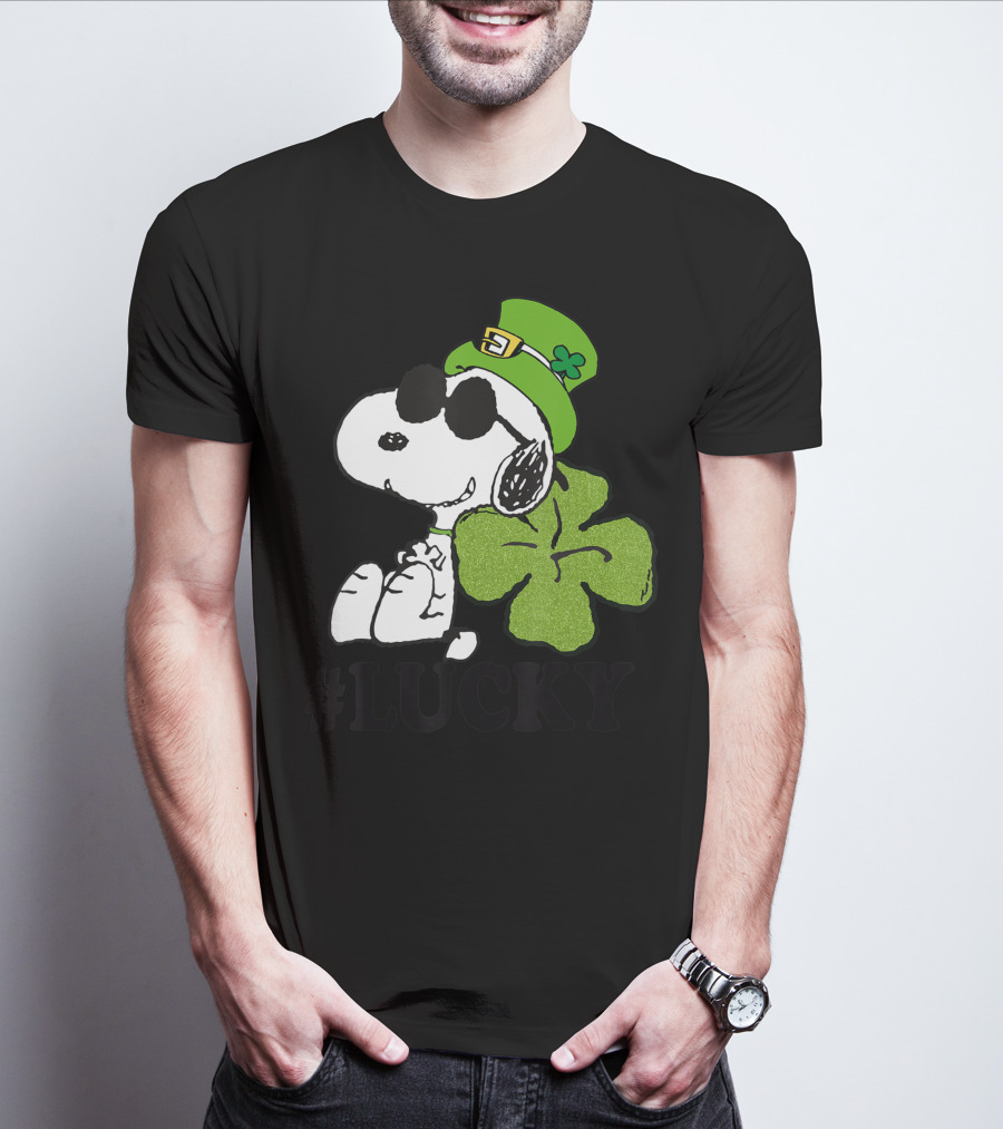 Peanuts Snoopy St. Patrick's Day Lucky Clover Hat T-Shirt