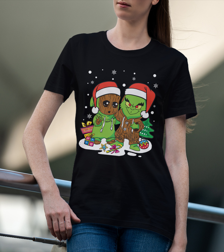 Christmas Friends Santa Hats Holiday Celebration Snowflakes Presents T-Shirt