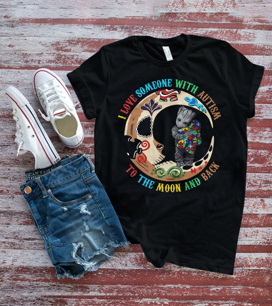 I Love Someone With Autism To The Moon And Back Puzzle Piece Hug T-Shirt