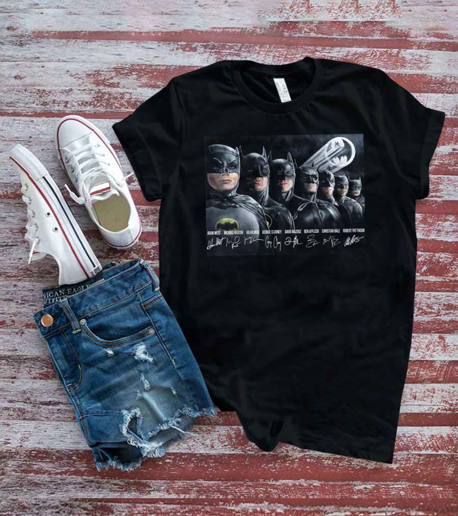 Adam West Michael Keaton Val Kilmer George Clooney David Mazouz Ben Affleck Christian Bale Robert Pattinson Batman Bat-Signal T-Shirt