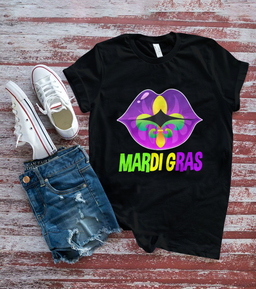Mardi Gras Lip Fleur De Lis Purple Green Yellow T-Shirt