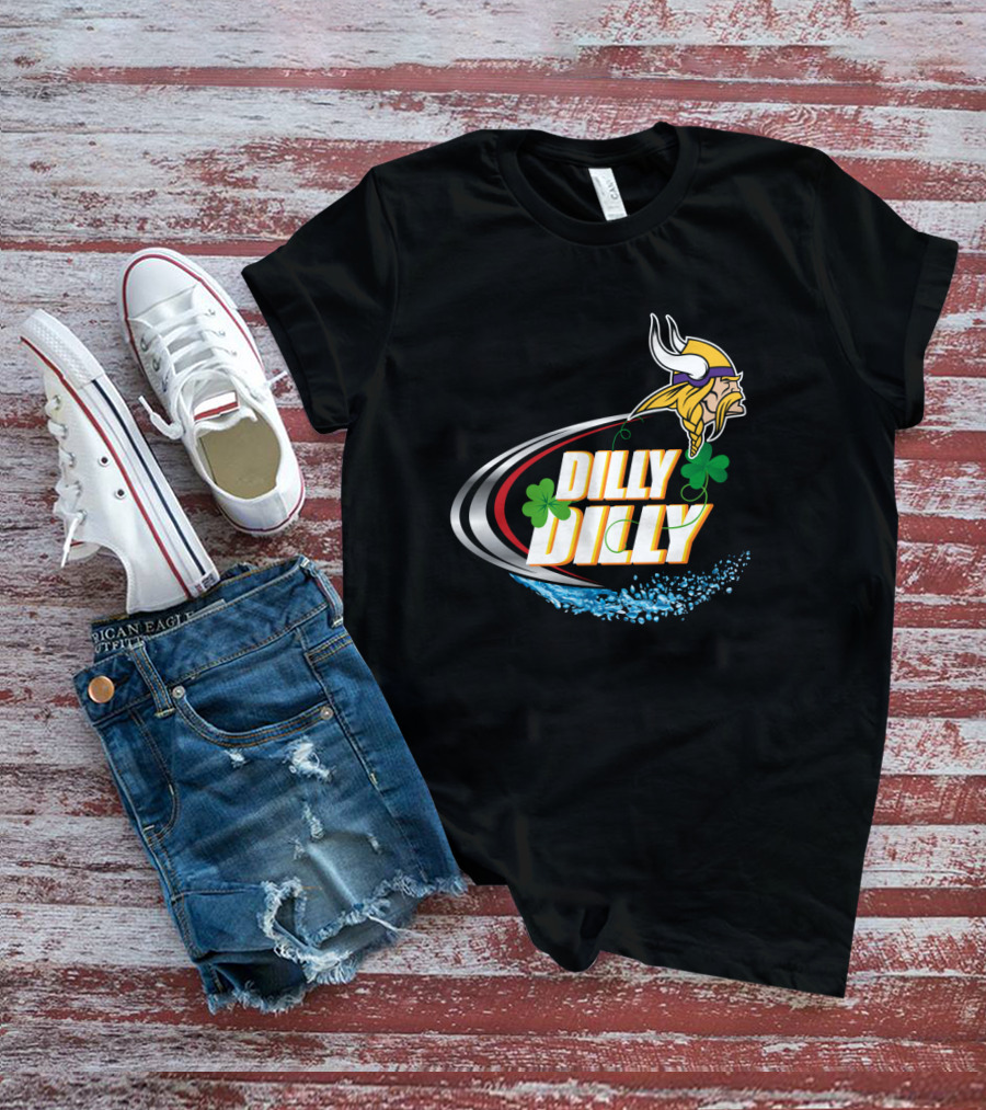 Dilly Dilly Minnesota Vikings Logo With Shamrocks And Water Splash T-Shirt