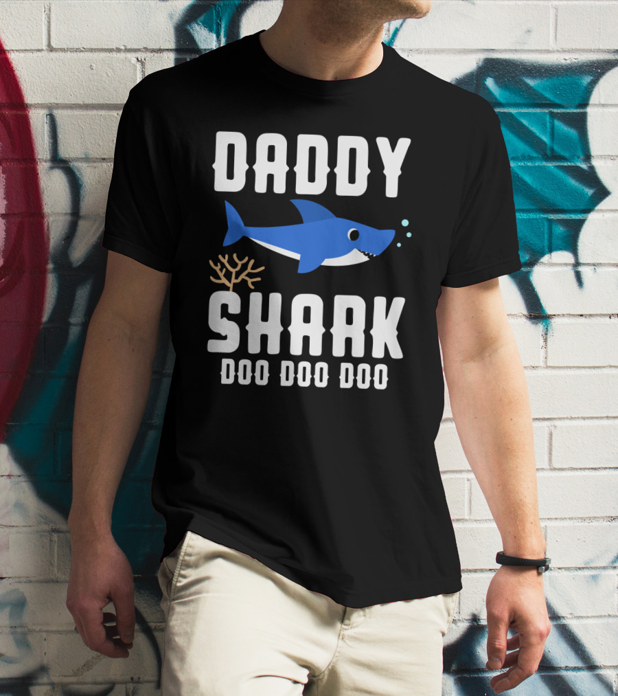 Daddy Shark Doo Doo Doo From Son Daughter Family Gift T-Shirt