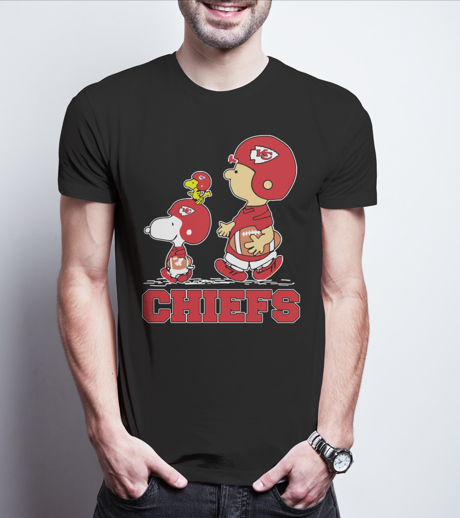Snoopy And Friends Kansas City Chiefs Football Fans Celebration T-Shirt