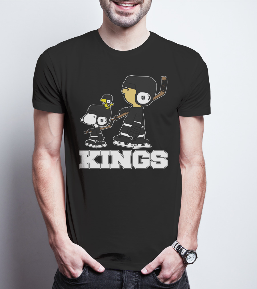 Snoopy Woodstock And Los Angeles Kings Hockey Fans Ice Skating T-Shirt