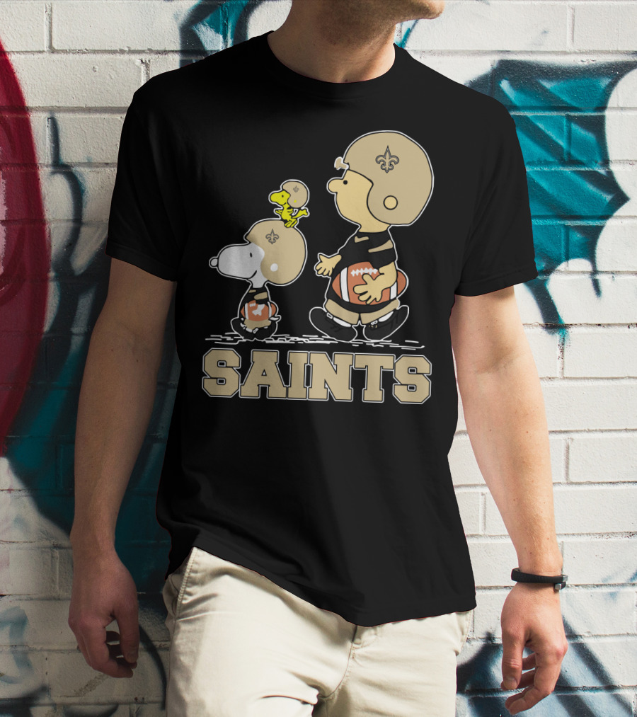 Snoopy Woodstock Charlie Brown New Orleans Saints Fans T-Shirt