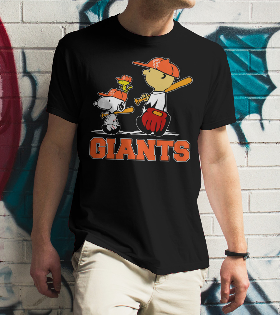 Snoopy Baseball San Francisco Giants Fans Charlie Brown Woodstock T-Shirt