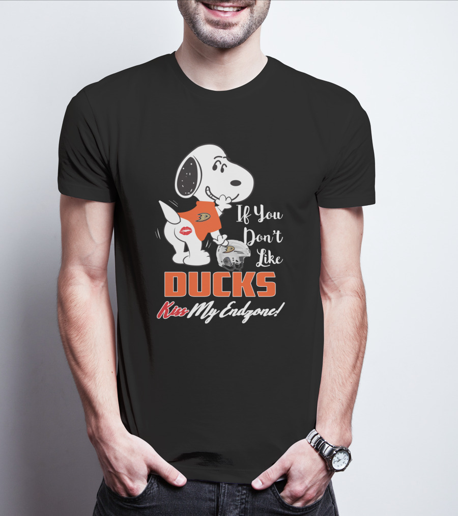 If You Don’t Like Ducks Kiss My Endzone Snoopy Anaheim Ducks Fans T-Shirt