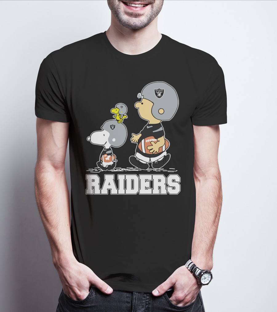 Snoopy Woodstock Charlie Brown Oakland Raiders Fans T-Shirt