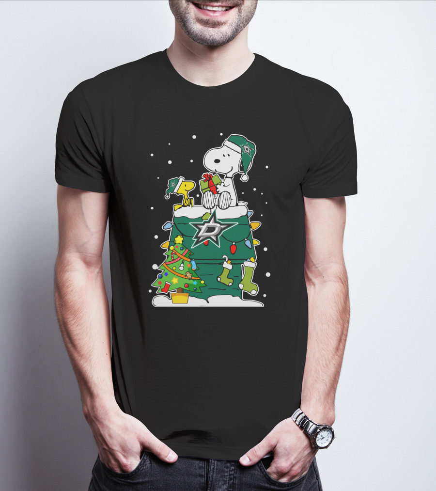 Dallas Stars Christmas With Snoopy And Woodstock Holiday Scene T-Shirt