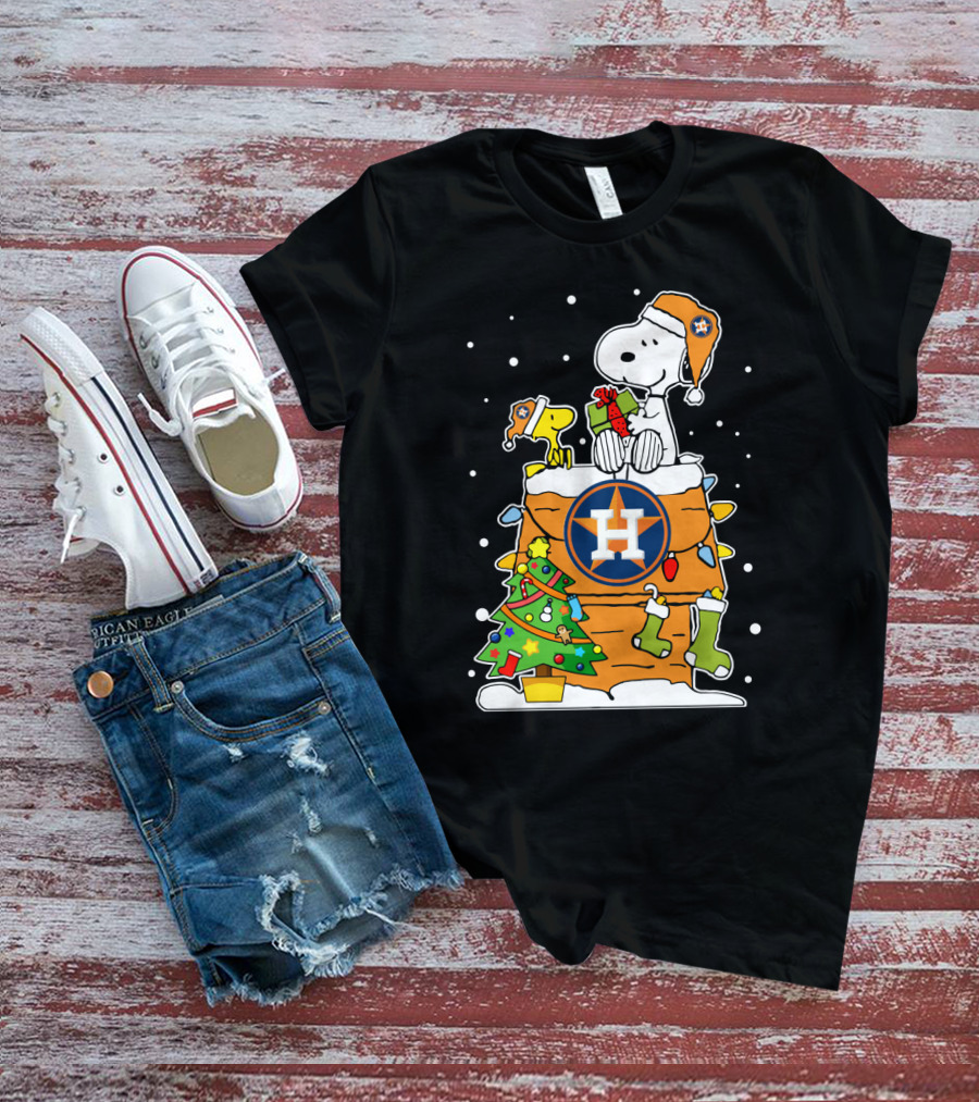 Houston Astros Snoopy Woodstock Christmas Tree Holiday Gift T-Shirt