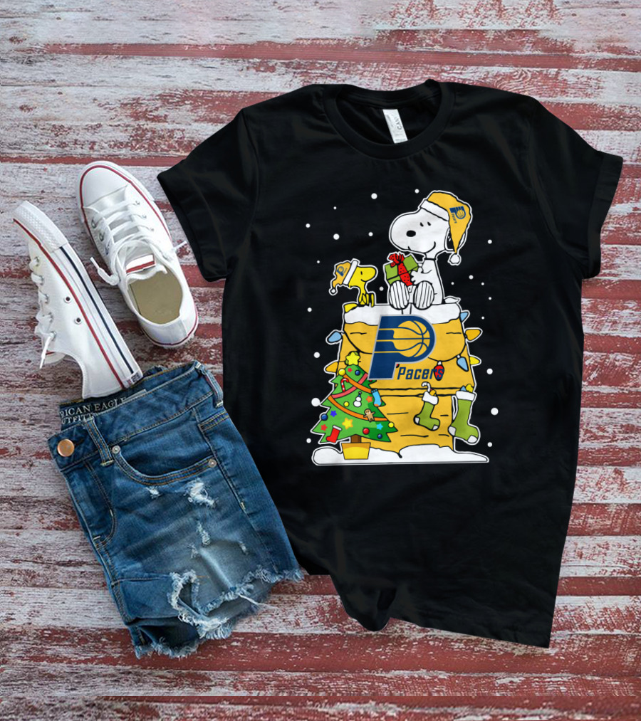 Indiana Pacers Snoopy Christmas Peanuts Lover T-Shirt