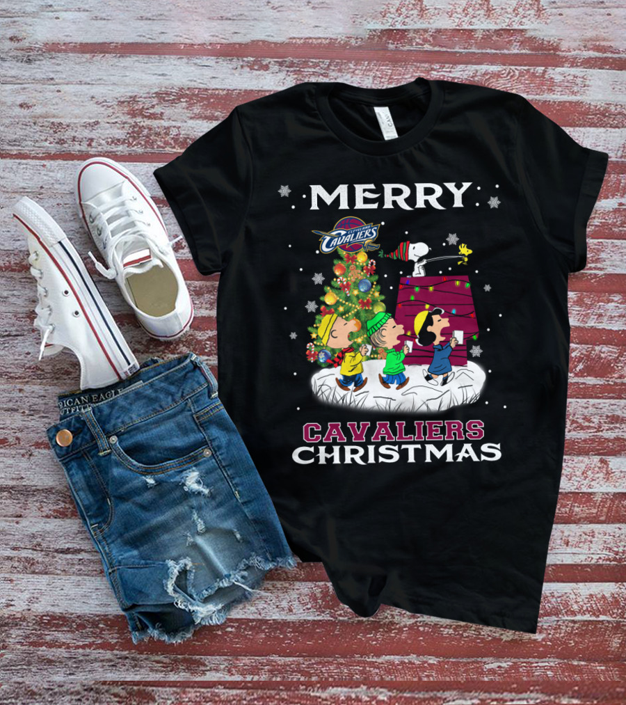 Merry Cavaliers Christmas Snoopy Peanuts Charlie Brown T-Shirt