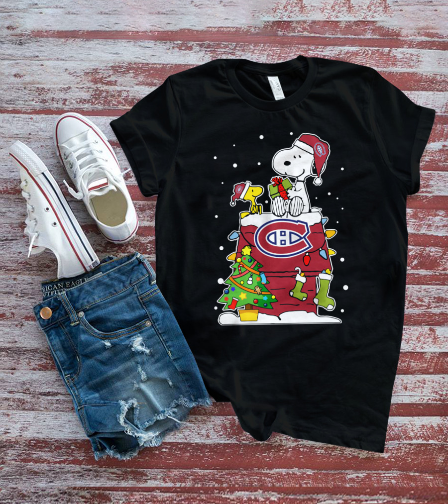Montreal Canadiens Snoopy And Woodstock Christmas Scene T-Shirt