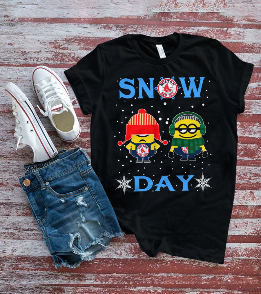Snow Day Boston Red Sox Minion Fans Winter Fun T-Shirt