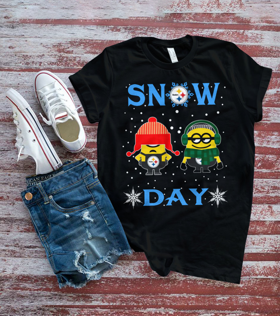 Snow Day For Pittsburgh Steelers Versus Minion Snowflakes And Winter Gear T-Shirt