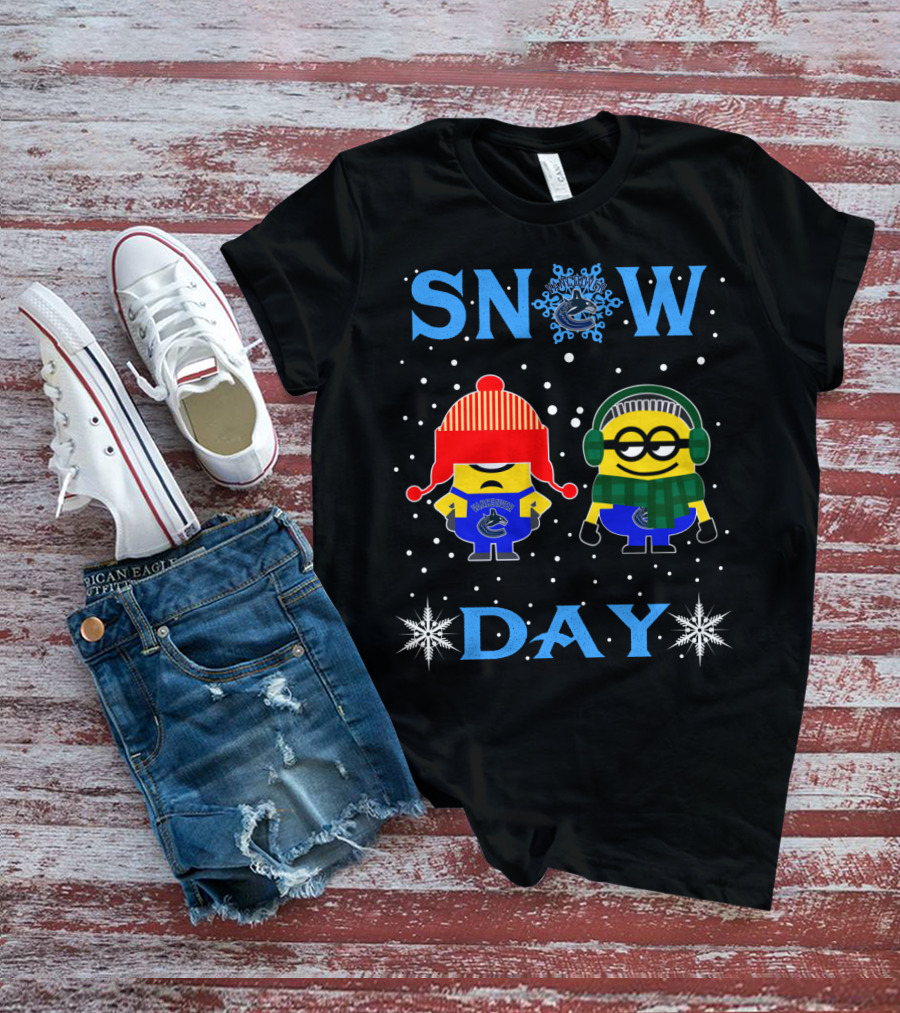 Snow Day Vancouver Canucks Minions Winter Style T-Shirt