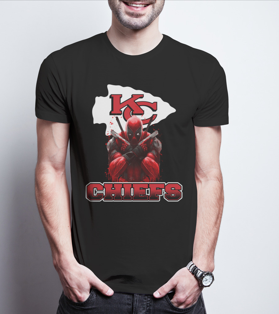 Kansas City Chiefs Deadpool Crossover Fan T-Shirt