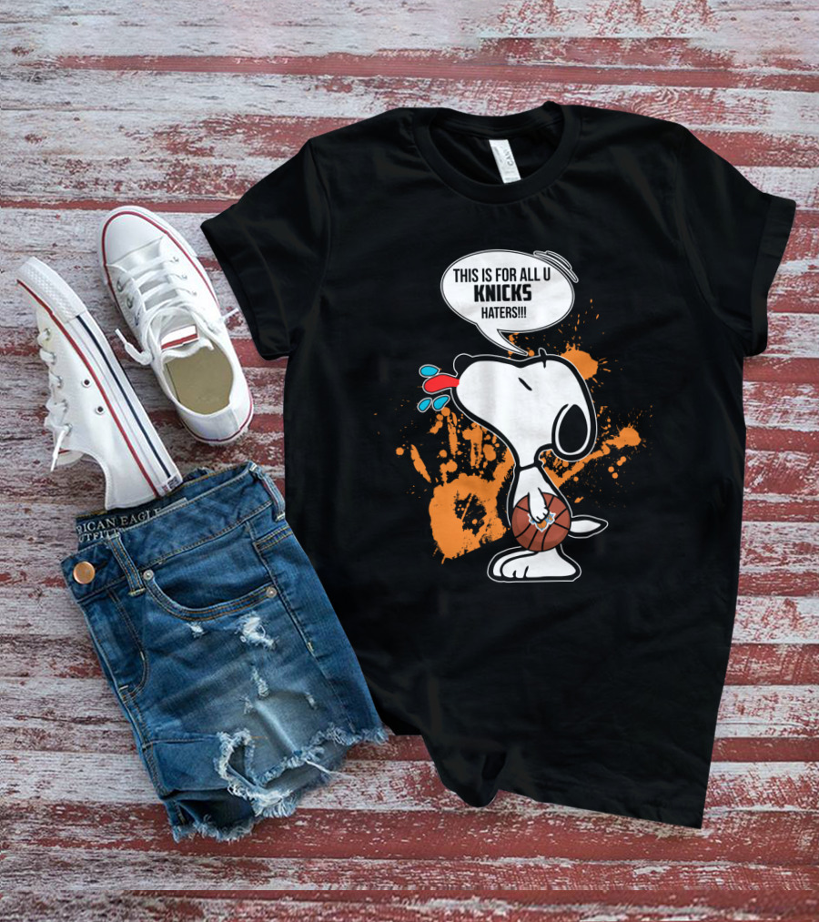 Snoopy Basketball Fan Spits Back At Knicks Haters T-Shirt