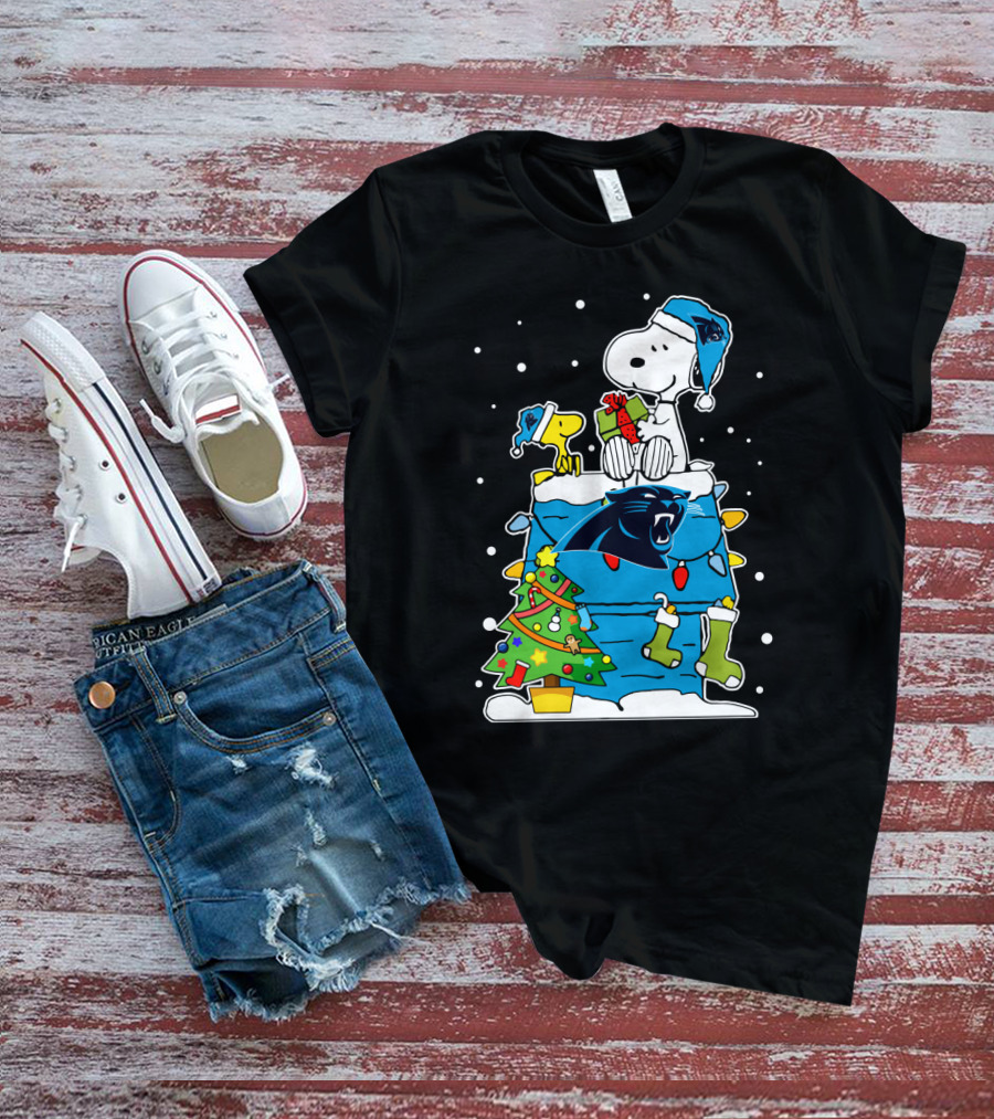 Carolina Panthers And Snoopy Christmas Celebration T-Shirt