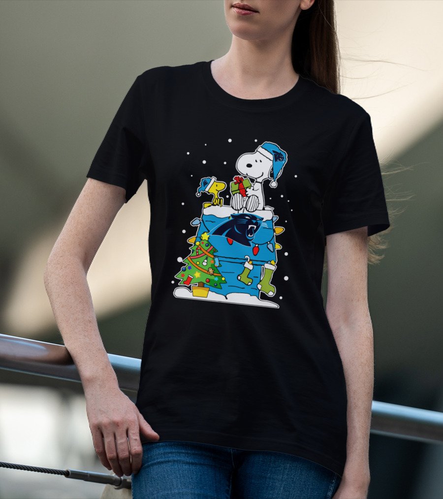 Carolina Panthers And Snoopy Christmas Celebration T-Shirt