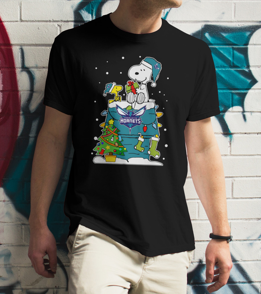 Charlotte Hornets Christmas Snoopy And Woodstock With Tree And Stockings T-Shirt