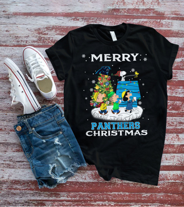 Merry Carolina Panthers Christmas Snoopy Peanuts Fans T-Shirt