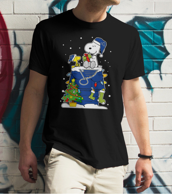St. Louis Blues Snoopy Christmas Doghouse Scene With Woodstock And Gifts T-Shirt
