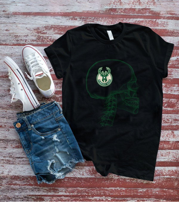 Milwaukee Bucks Skull Halloween Green Glow Brain T-Shirt