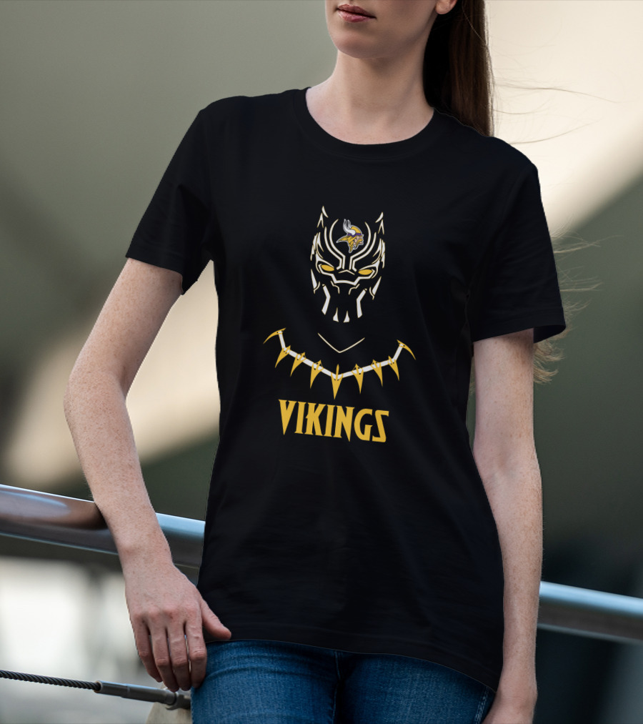 Minnesota Vikings Fan Black Panther Fusion T-Shirt