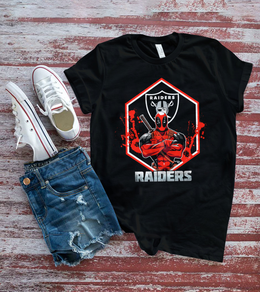 Raiders Deadpool Crossover For Oakland Fans T-Shirt
