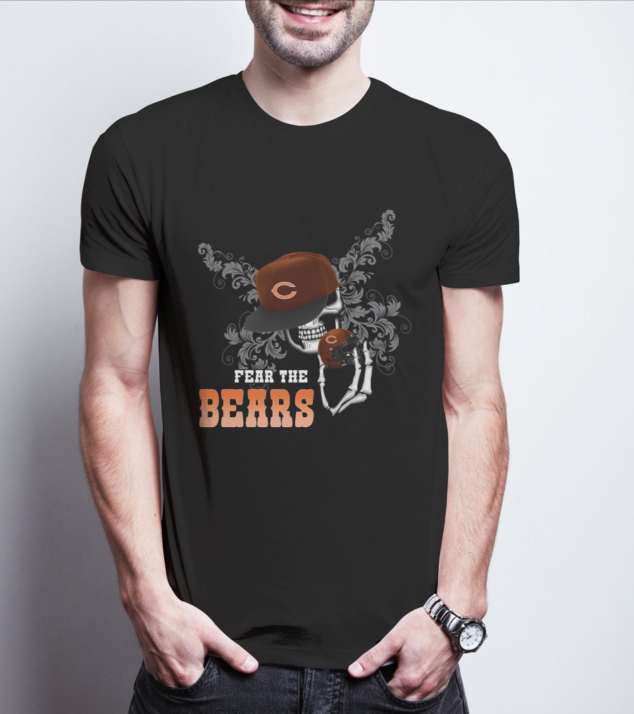 Fear The Bears Chicago Football Skull Helmet T-Shirt
