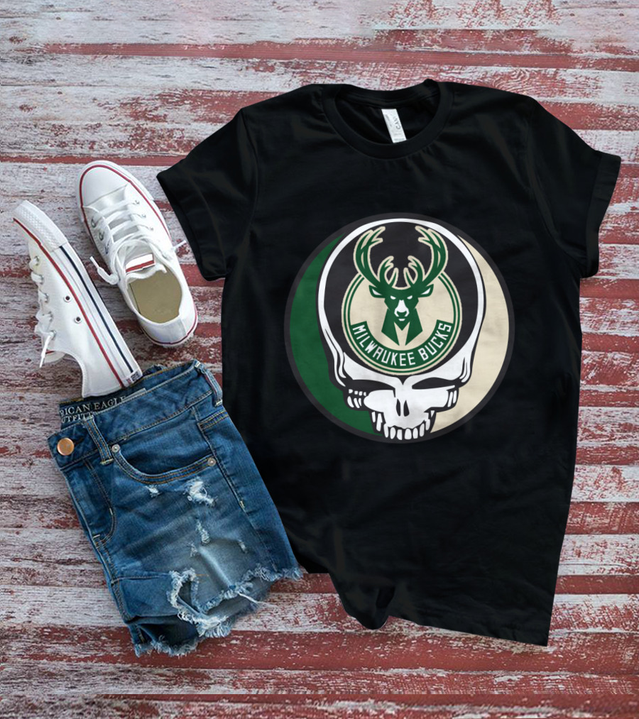 Milwaukee Bucks Grateful Dead Skull Logo Fusion T-Shirt