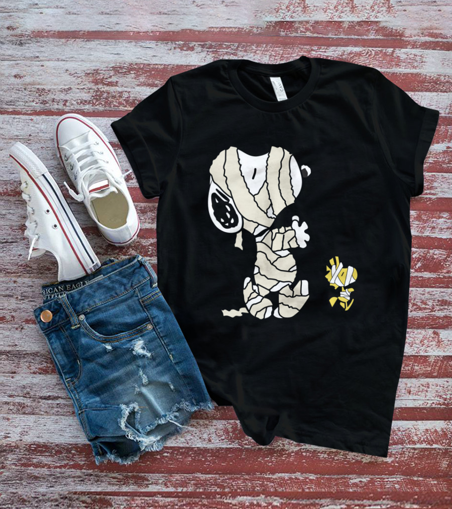 Peanuts Snoopy Mummy Wrapped Woodstock Halloween T-Shirt