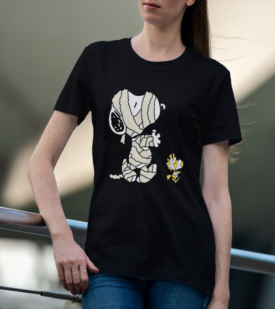 Peanuts Snoopy Mummy Wrapped Woodstock Halloween T-Shirt