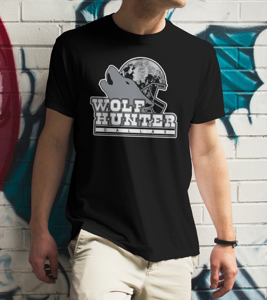 Dallas Wolf Hunter Full Moon Football Howl T-Shirt
