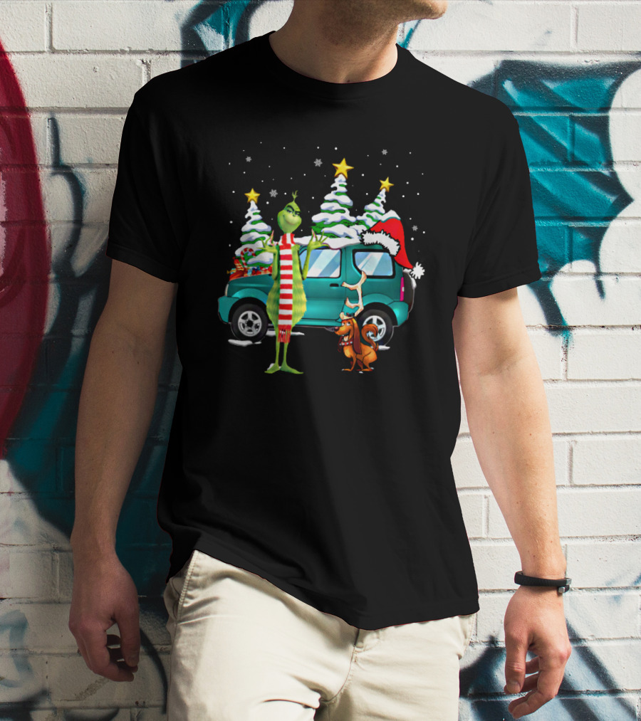 Grinch Max Dog Christmas Snow Trees Santa Hat Car Scene T-Shirt