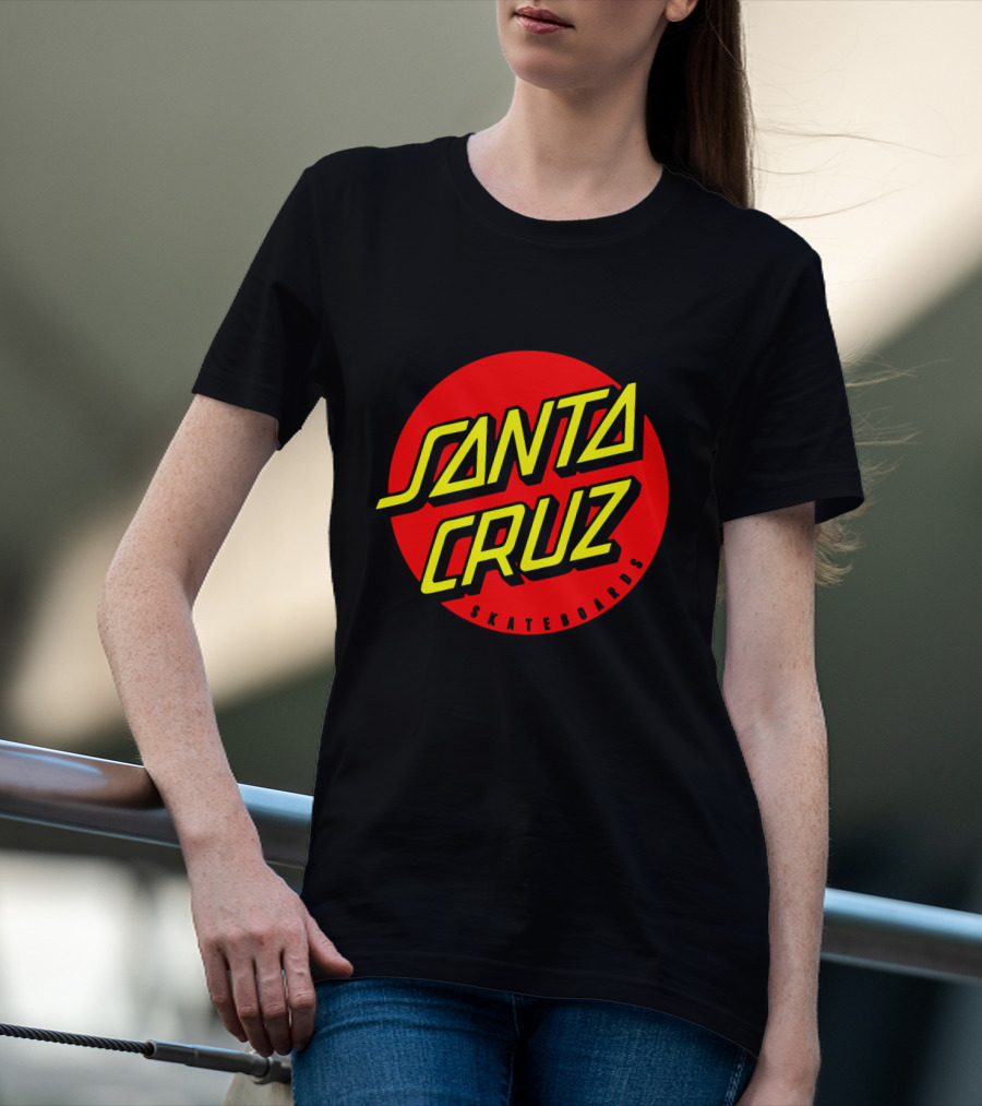 Santa Cruz Skateboards Red Circle Logo Vintage Style T-Shirt